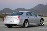 Chrysler 300C SRT8 2012 года